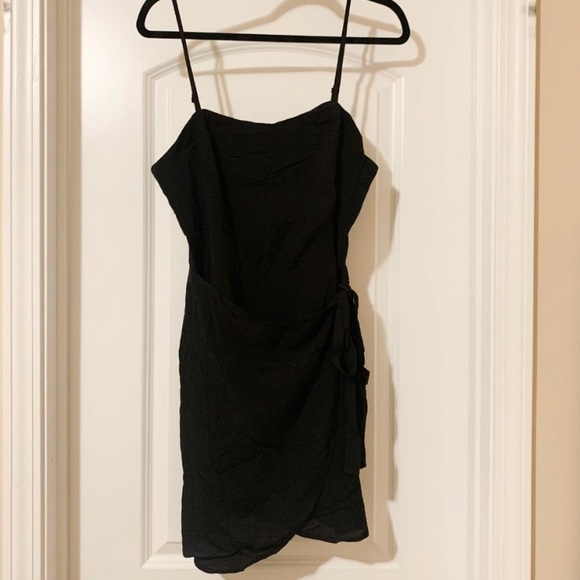NEW CAMI SELF TIE OVERLAY WRAP LBD MINI DRESS - Picture 2 of 4
